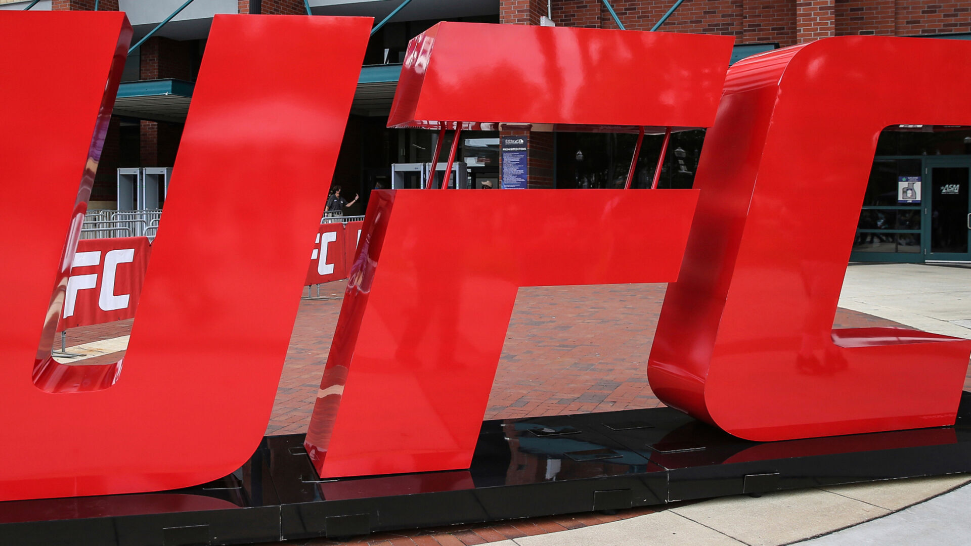 A UFC fight at the White House? White says it's happening as part of deal with Paramount